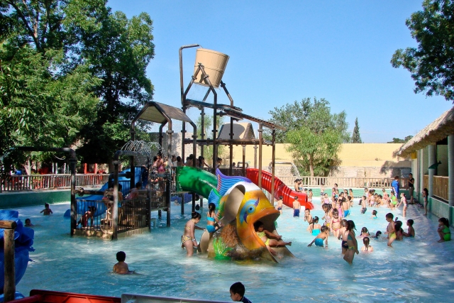 Zona infantil del molino.jpg